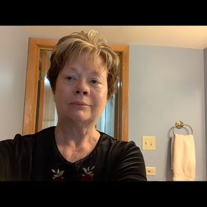 Meet your Posher, Beverly